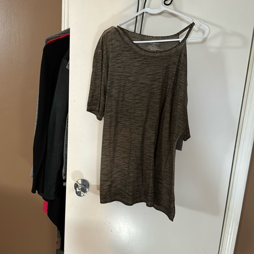 Olive off one shoulder shirt.